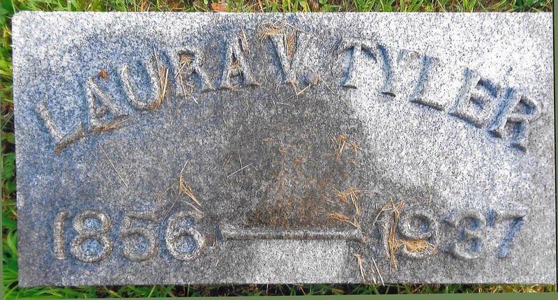 File:Tyler stone, Laura V.jpg