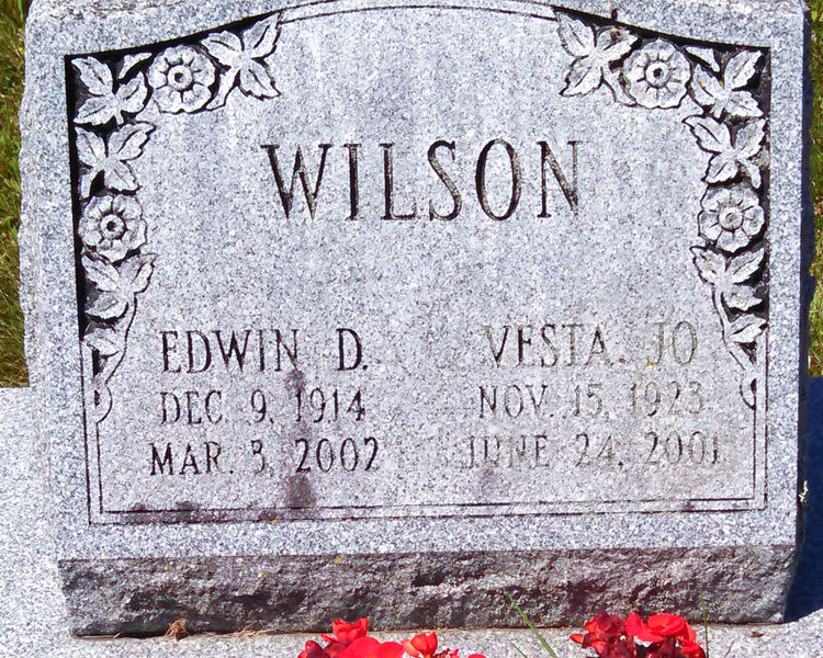 File:Gravestone Edwin D Wilson.jpg